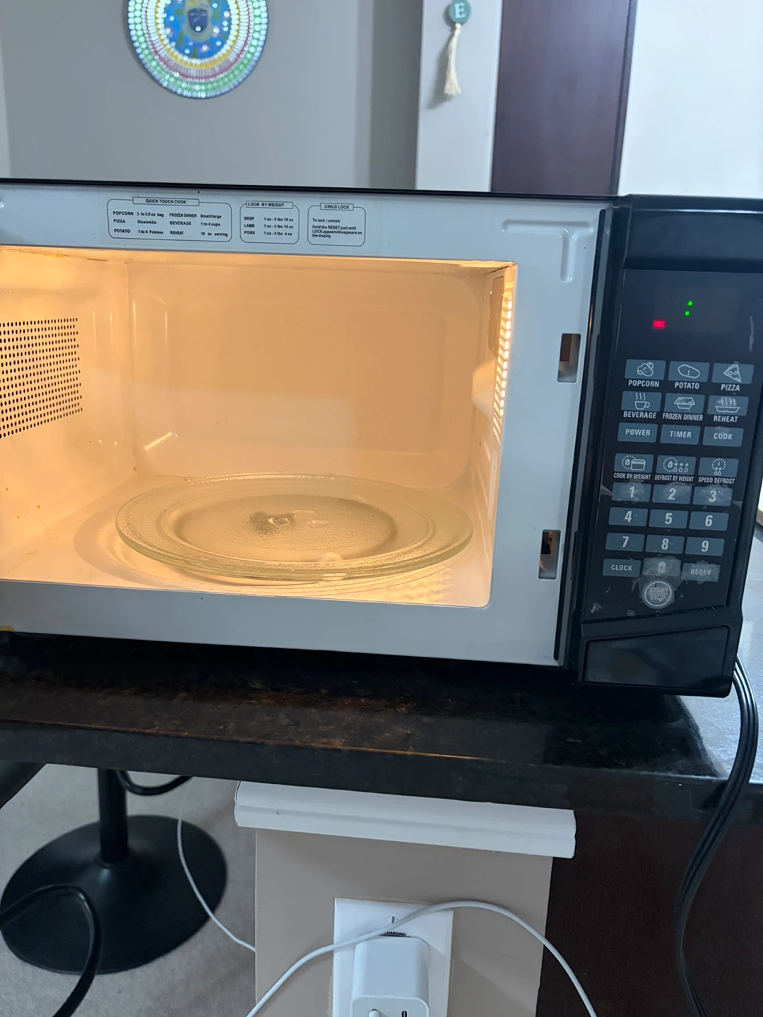RCA 0.7 Cu. Ft. Microwave - Black - photo 3