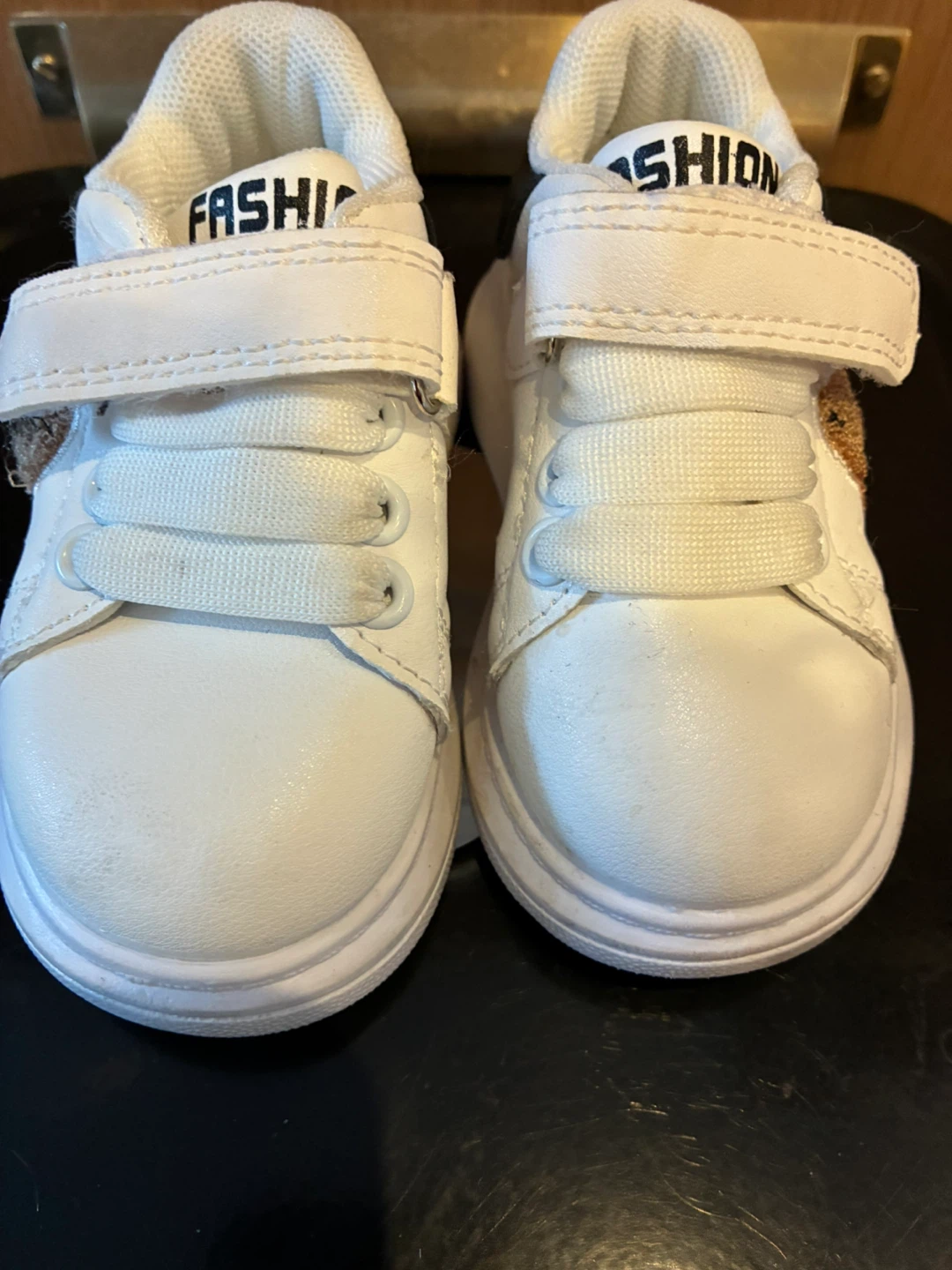 White Toddler Sneakers with Teddy Bear Detail - photo 5