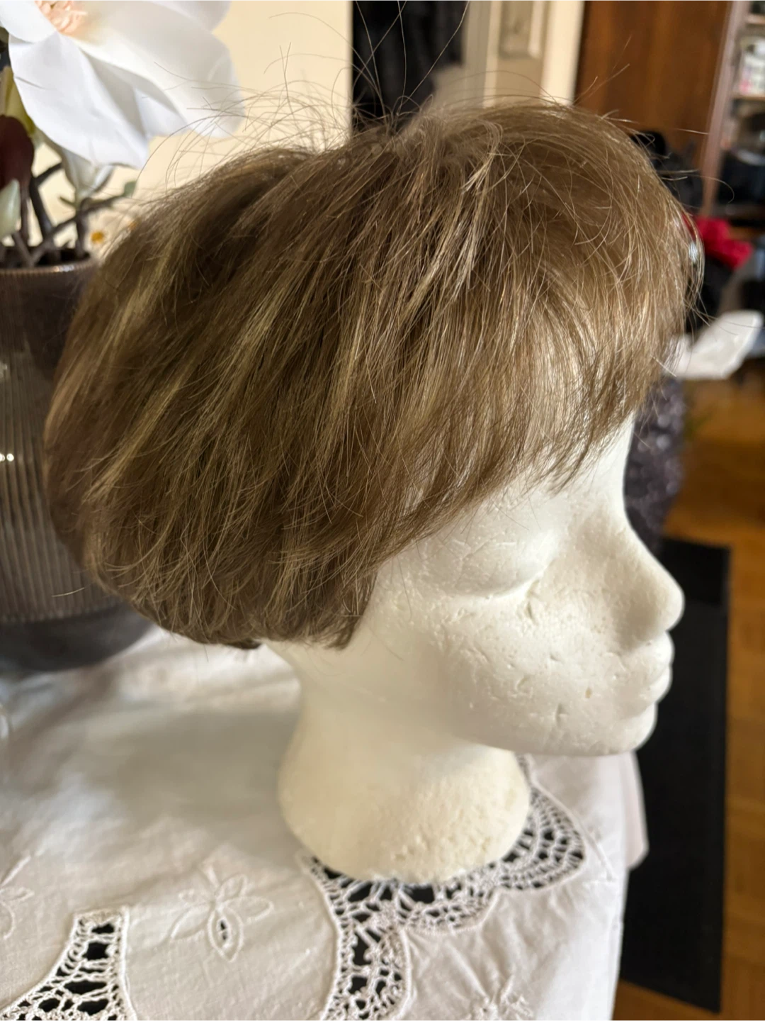 Princess Action Brown Wig - photo 2