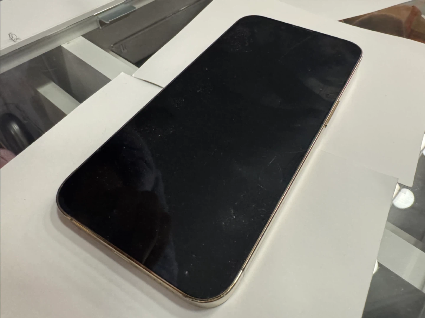 Apple iPhone 13 Pro - photo 2