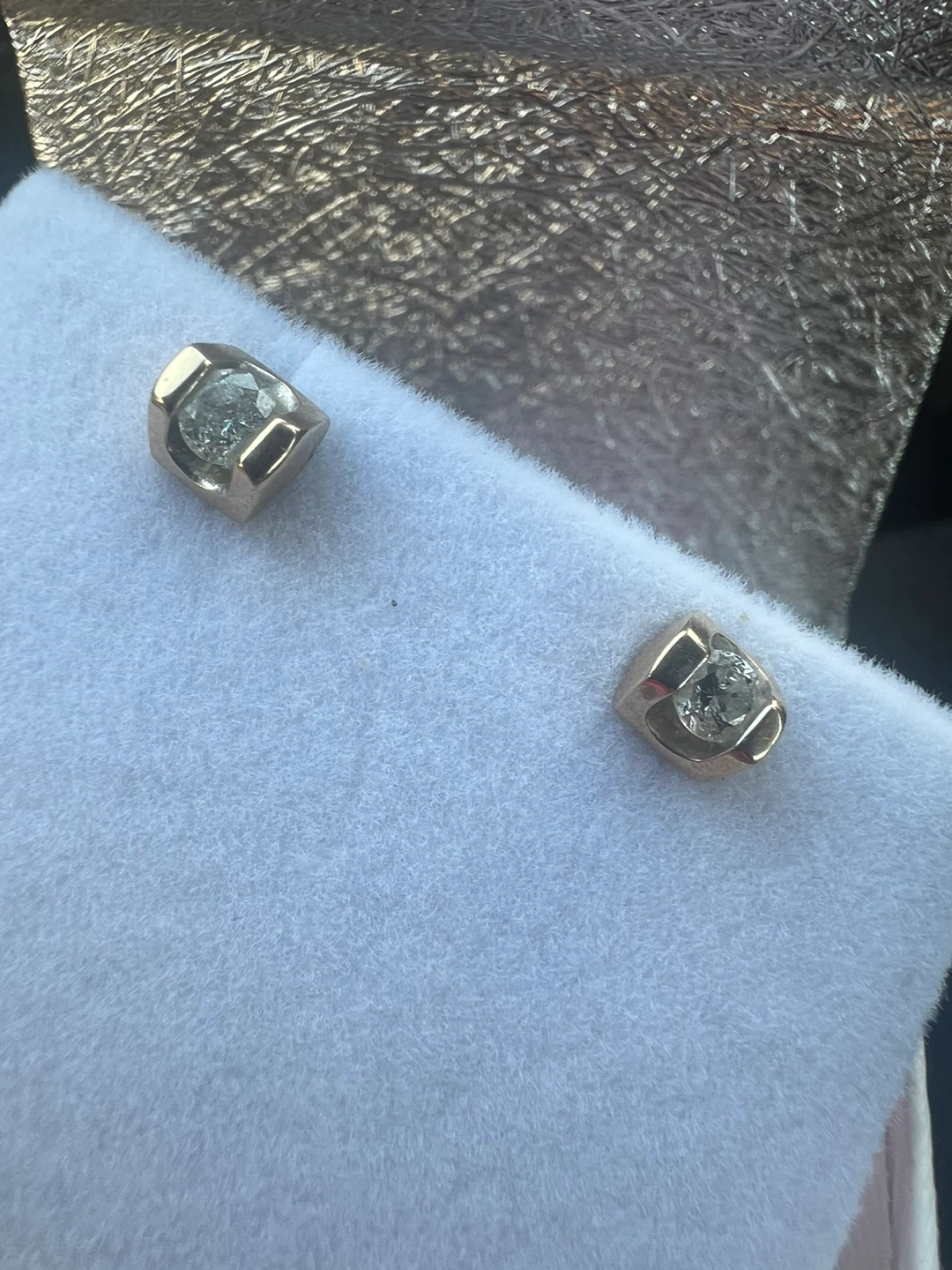14 k Gold Diamond Stud Earrings 0.20 CTW