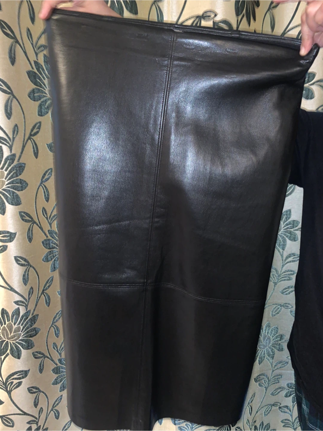 Wilfred Black Leather Skirt Size 10 - photo 3