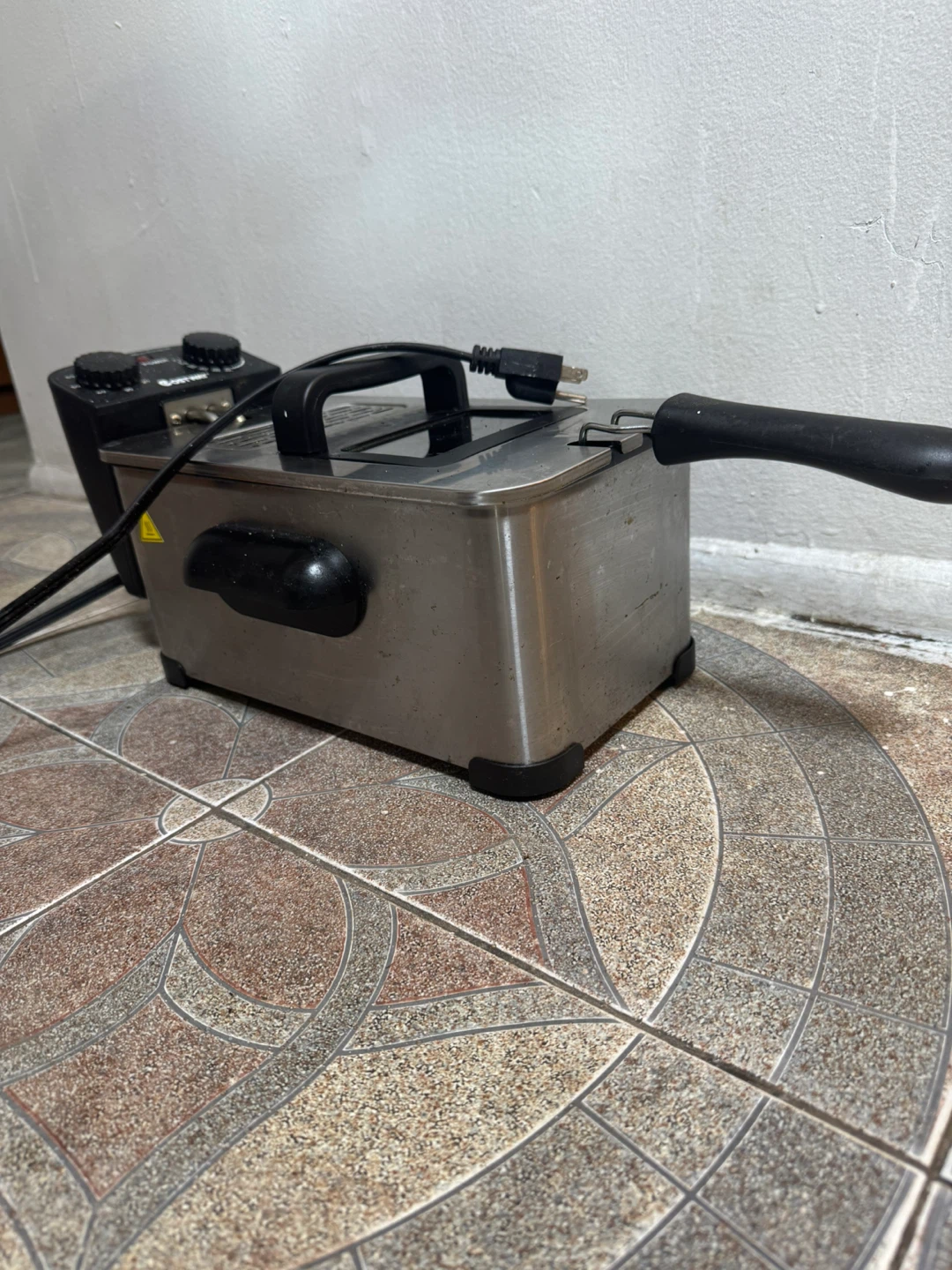 Costway Deep Fryer with Basket - photo 4