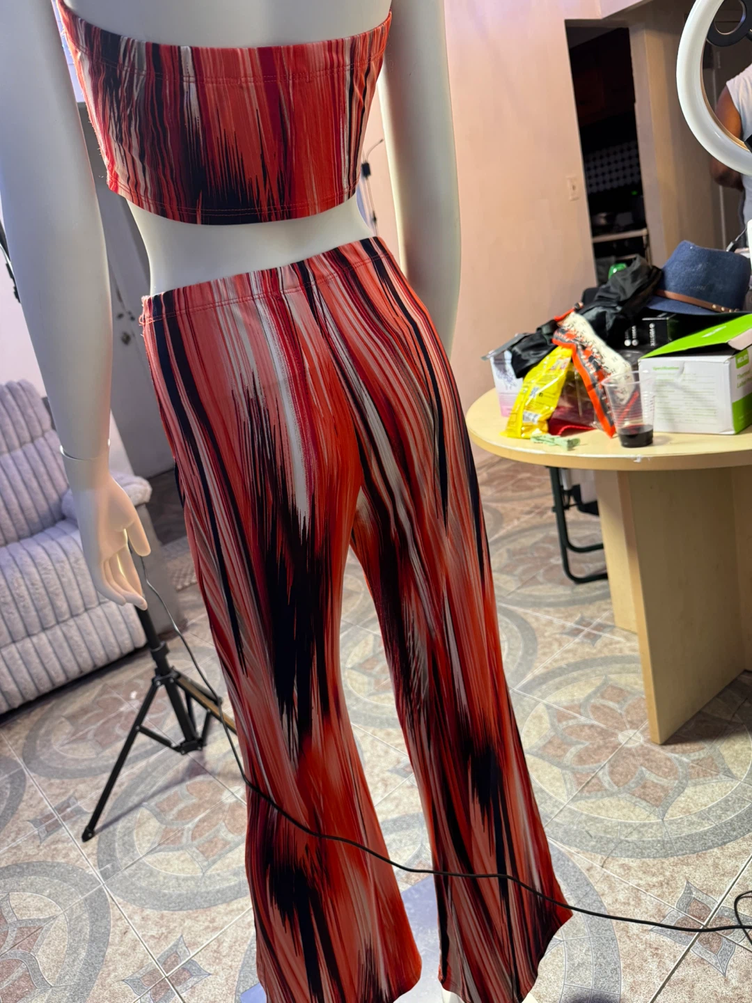 Day G Women's Printed Crop Top and Wide Leg Pants Set - photo 3