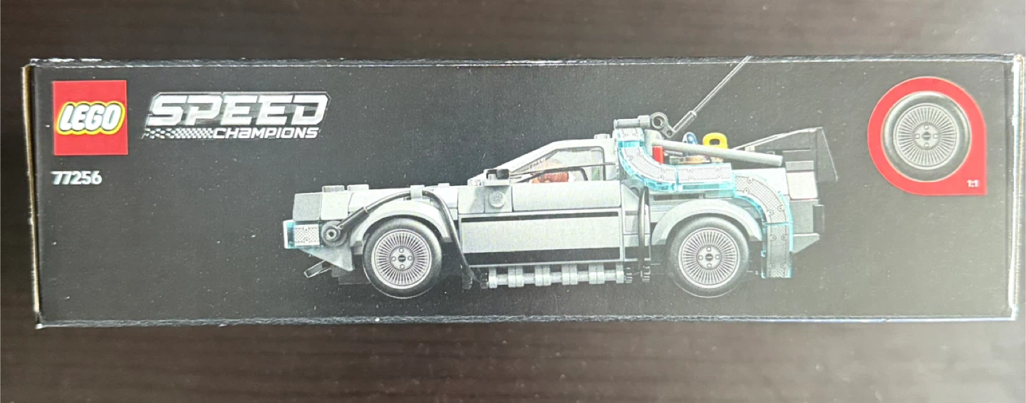 LEGO Back to the Future Time Machine 77256 - photo 3