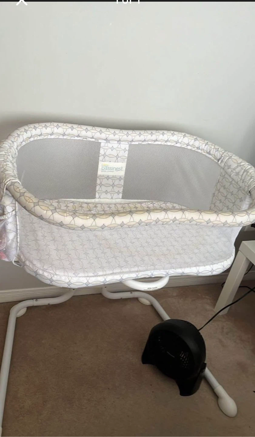 Bassinet bedside sleeper