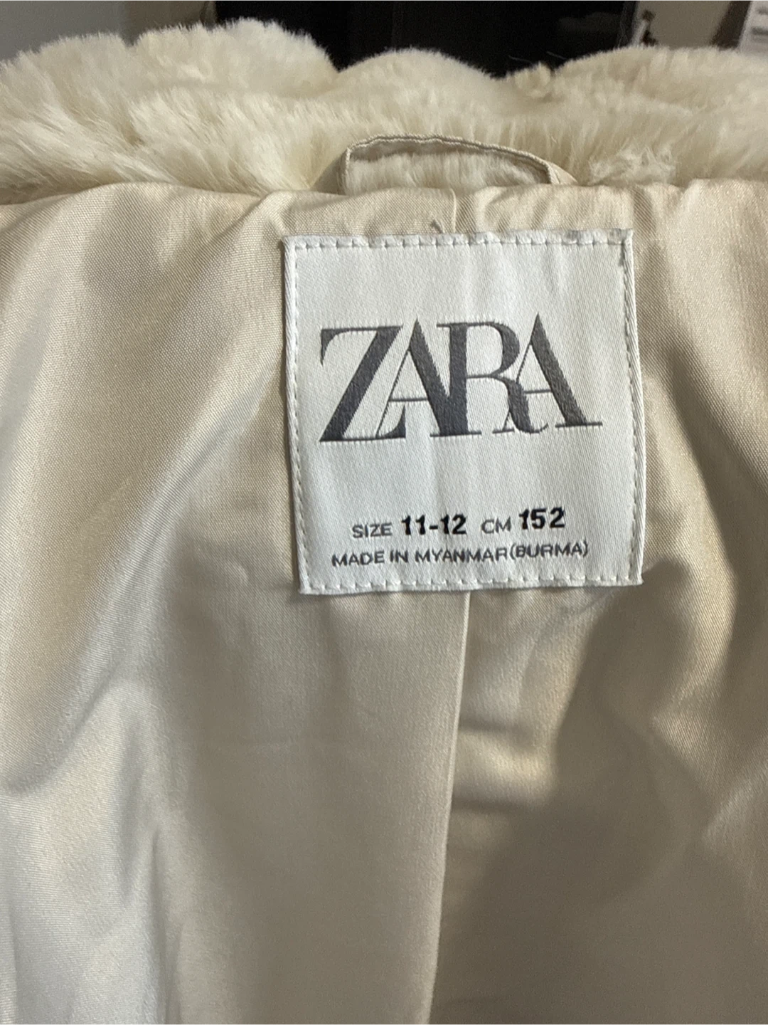 Zara Faux Fur Coat Size 11-12 CM 152