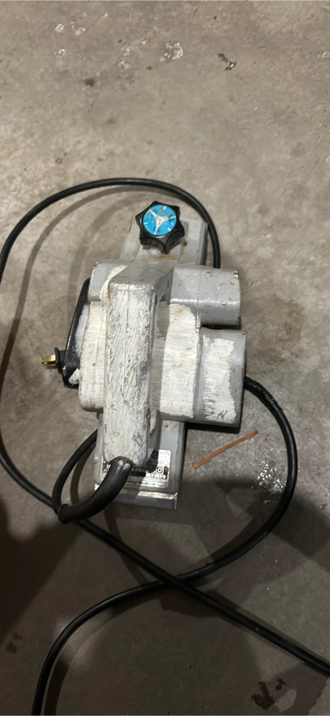 Makita Electric Planer - photo 2