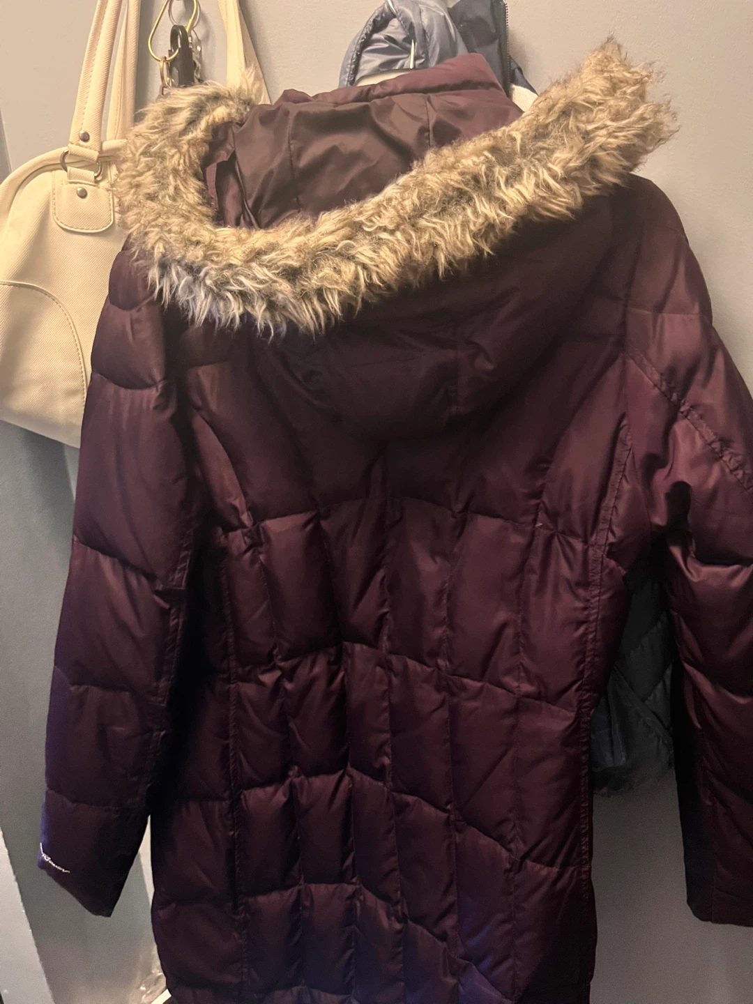 Eddie Bauer Puffer Jacket -5 to -15 clean, smoke free , pet free - photo 3
