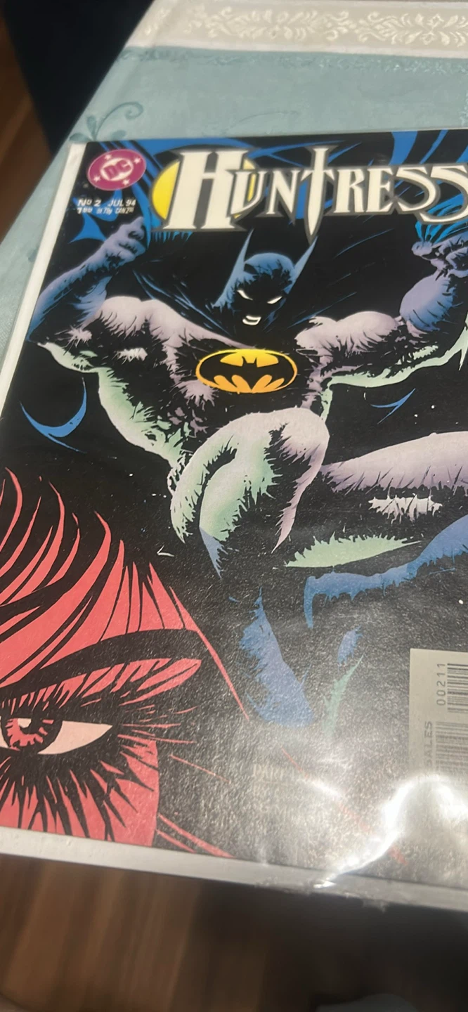 DC Comics The Huntress Comic Books - photo 3