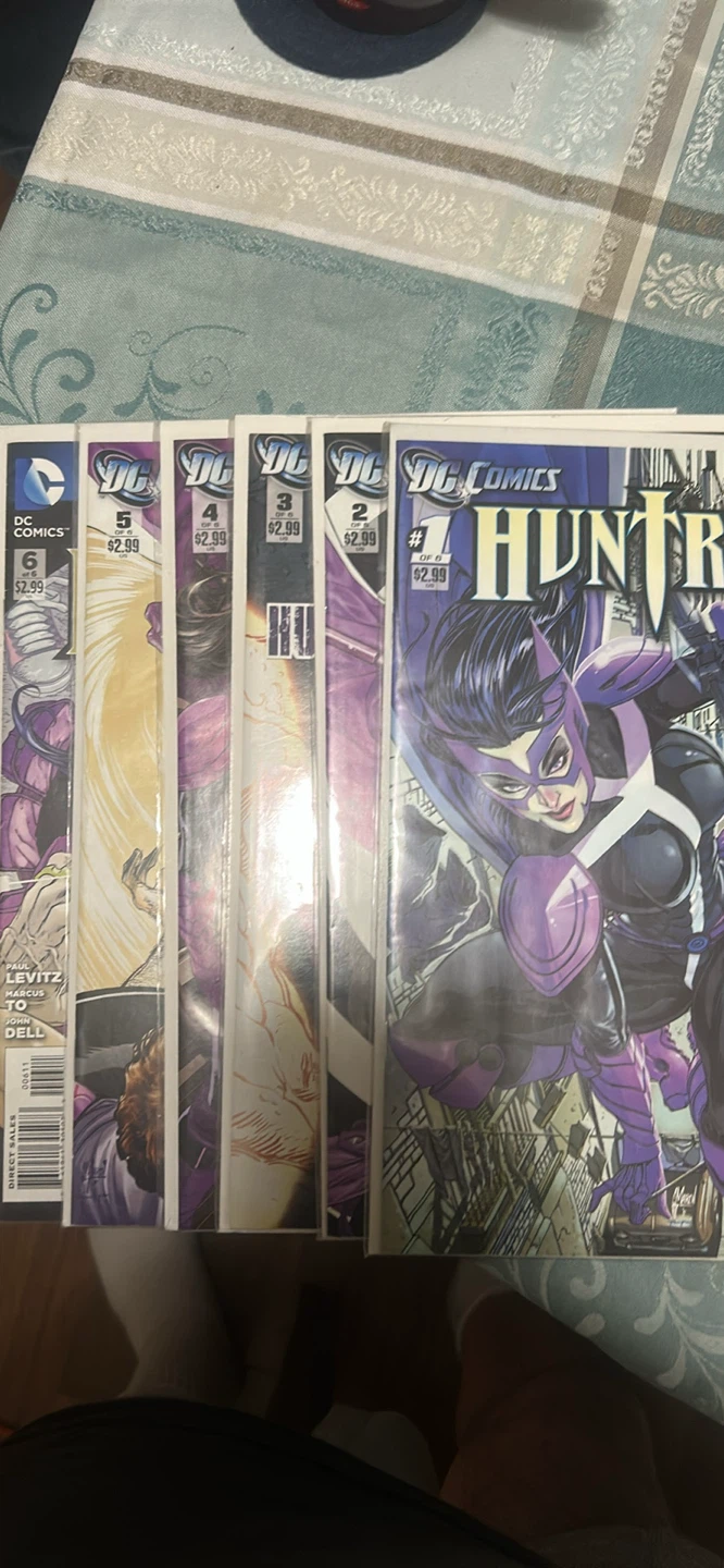 DC Comics The Huntress Comic Books