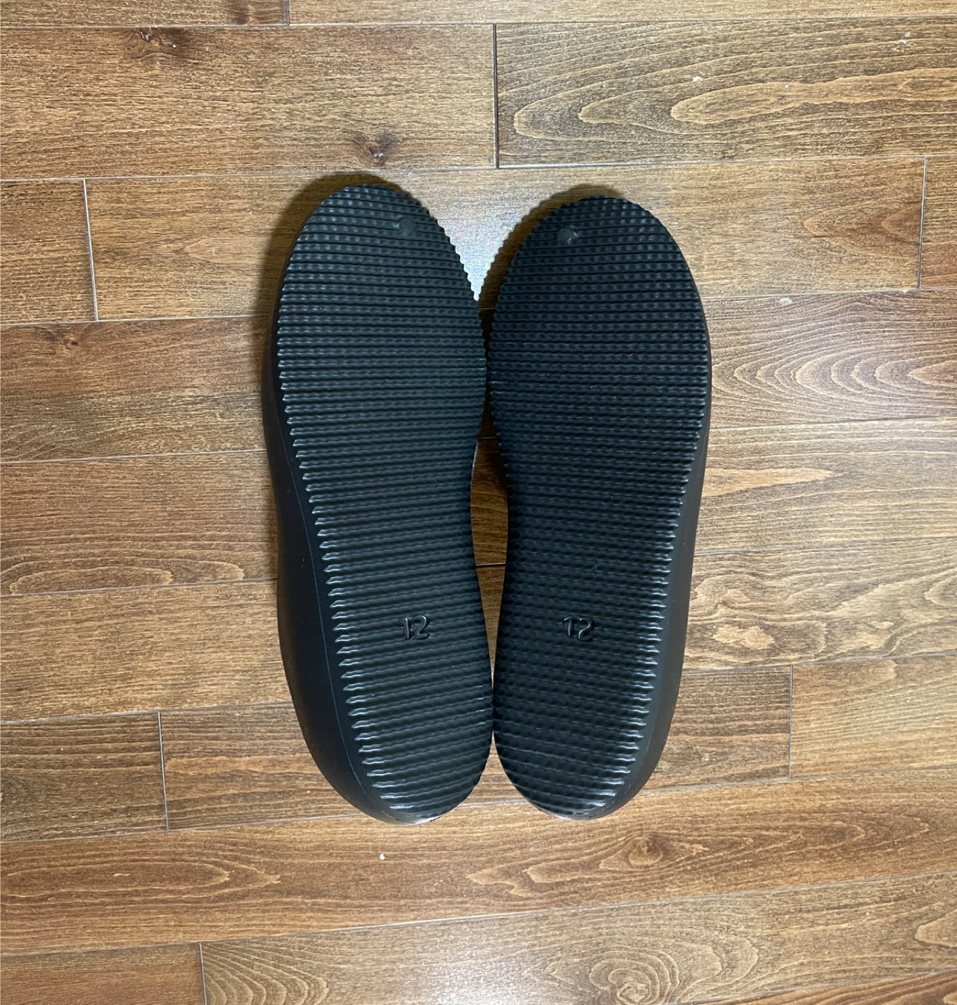 Yeezy SL02 Black Slip-On Clogs Size 12 - photo 2