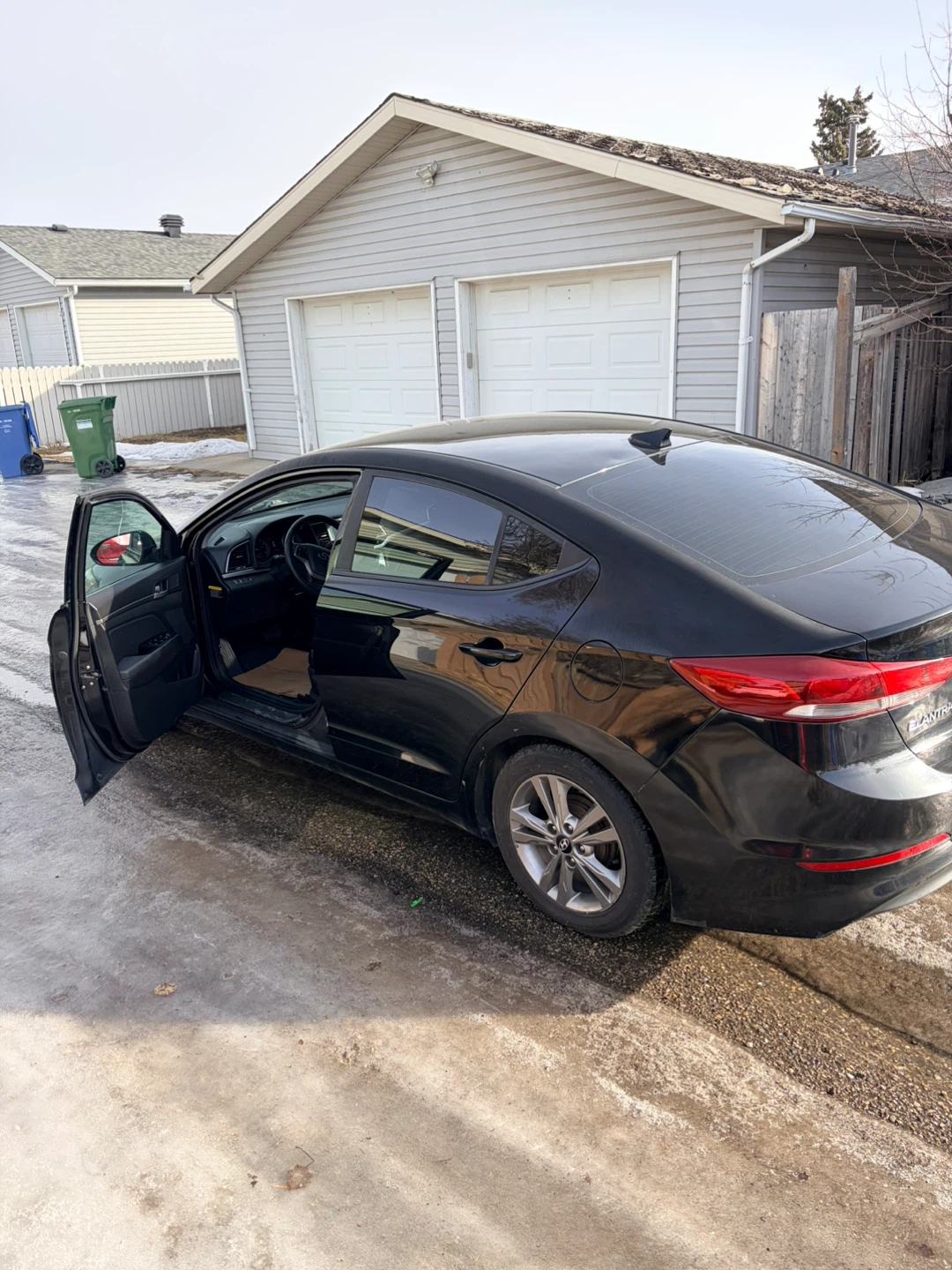 2017 Hyundai Elantra - photo 4