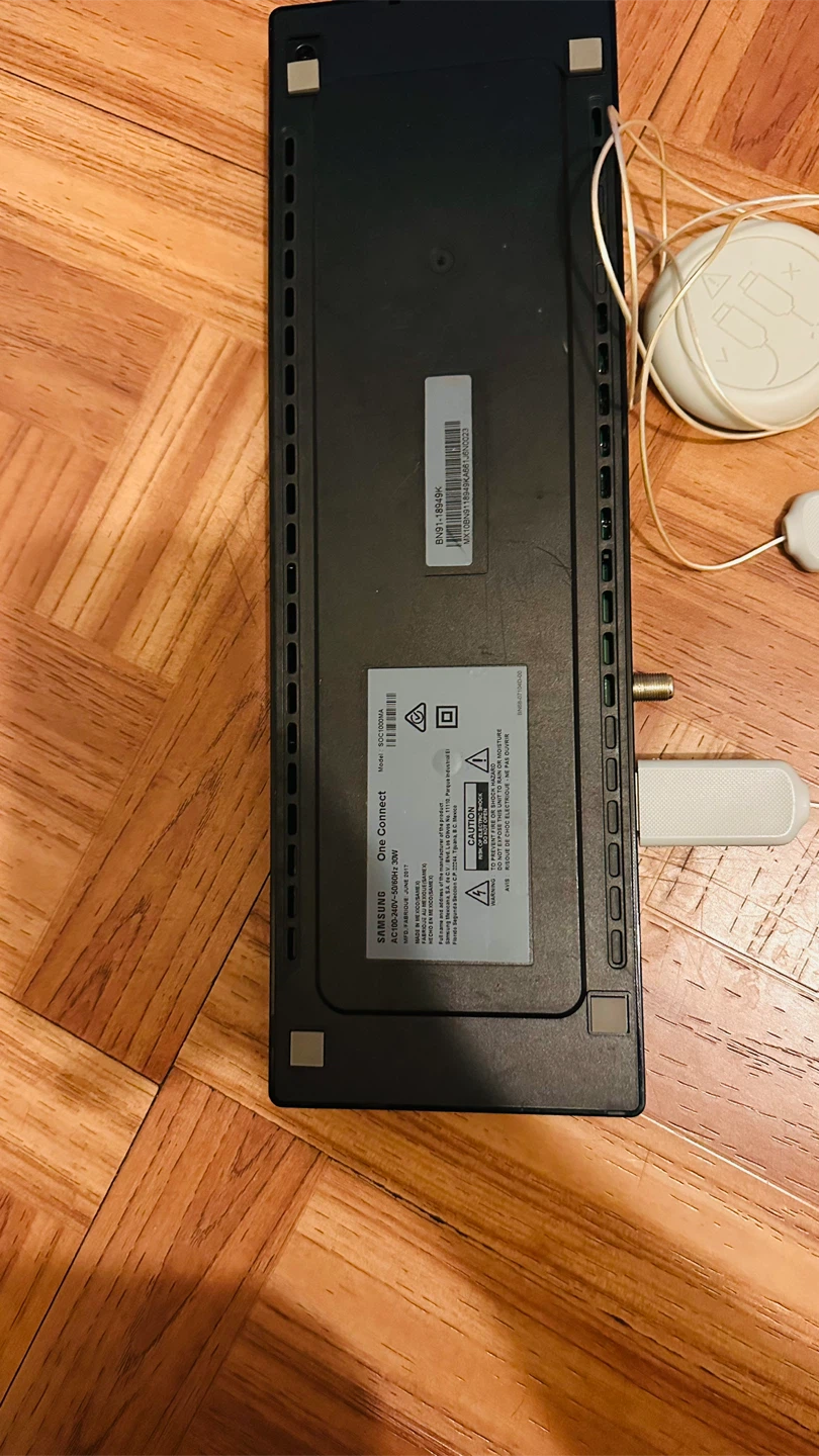 Samsung One Connect Box - photo 2