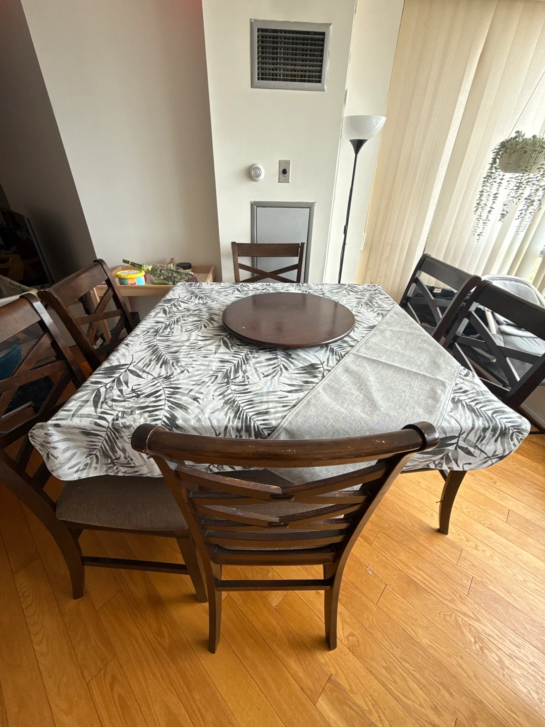 Dining Table with 6 Chairs