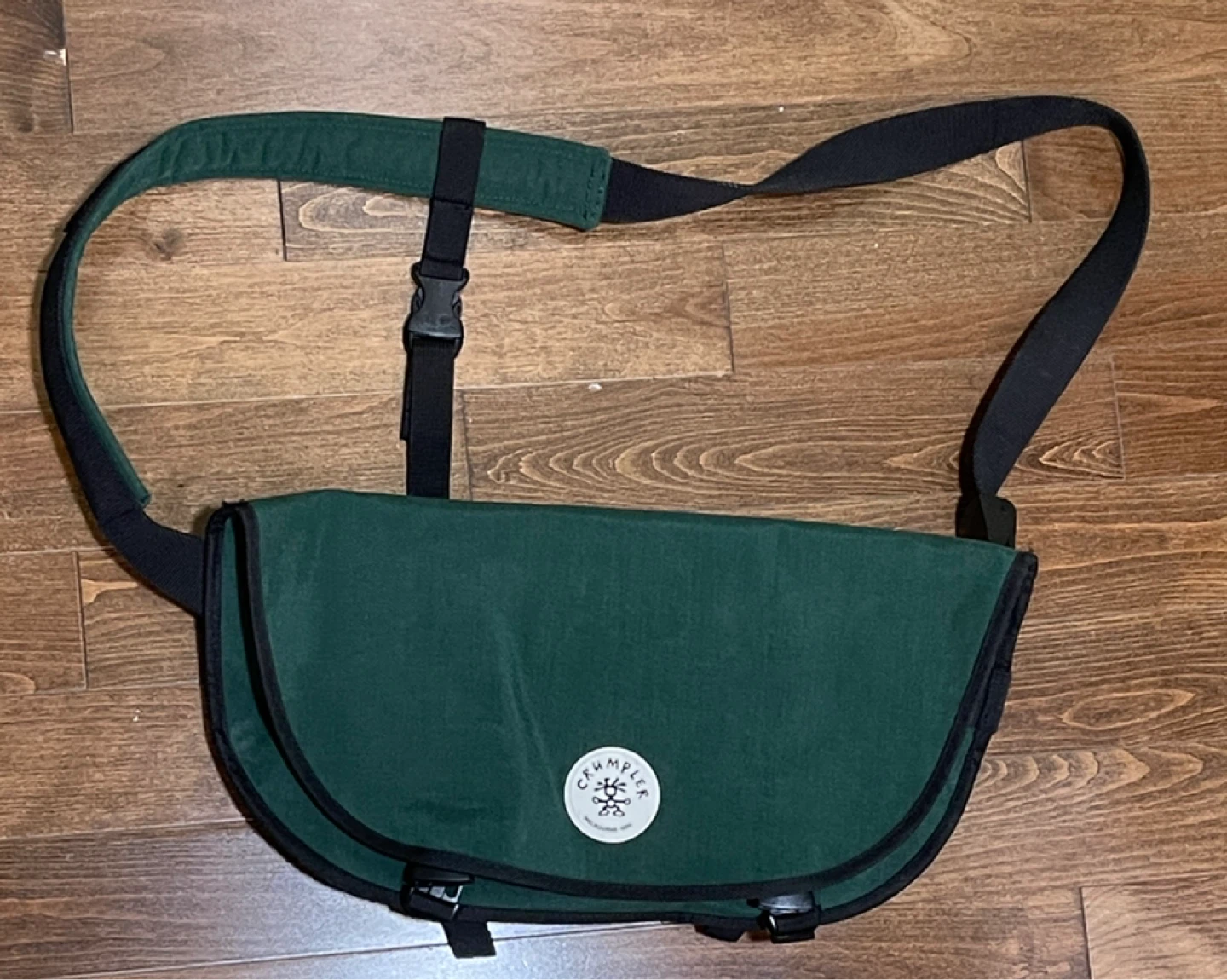 Crumpler Wonder Weenie Messenger Bag