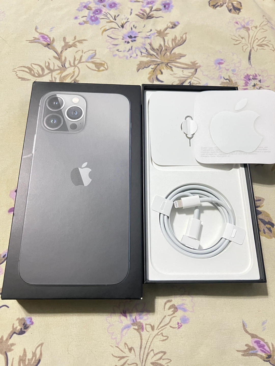iPhone 13 Pro Max - photo 3