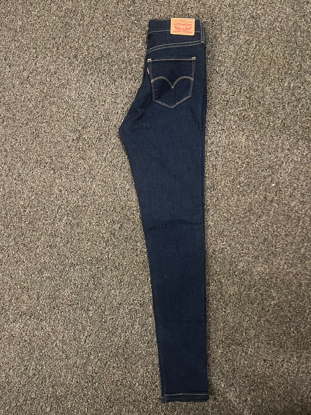 Levi's 720 High Rise Super Skinny Jeans - Size 27