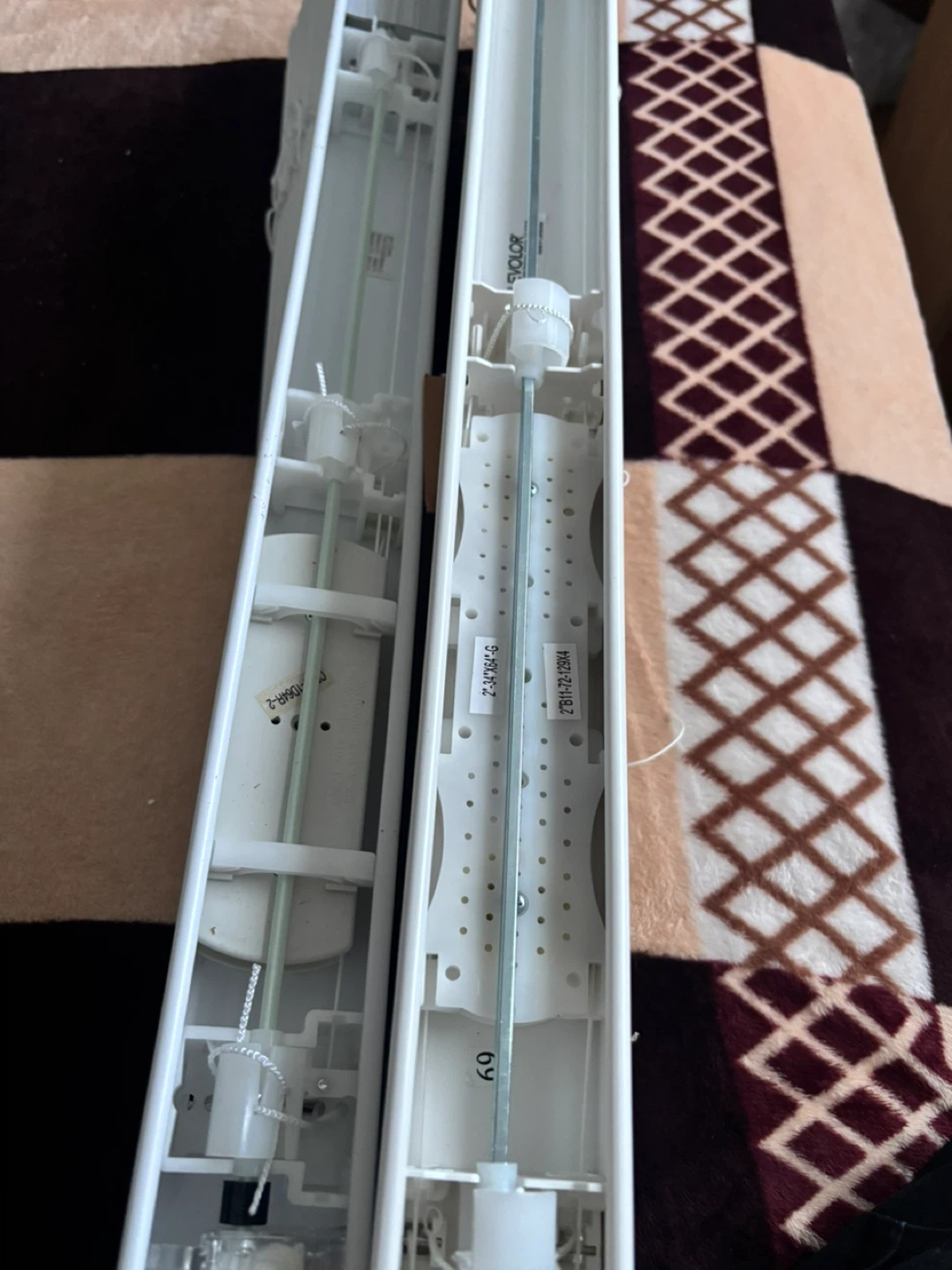 Levolor White Vinyl Blinds - 36" x 64" - photo 4