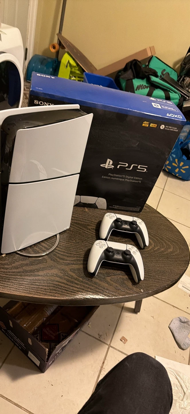 PlayStation 5 – Excellent Condition