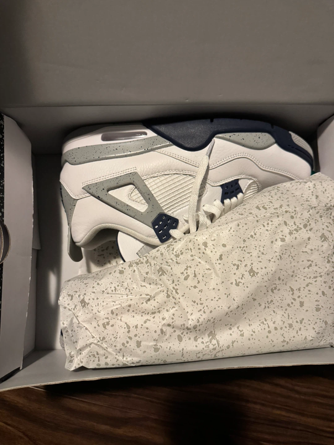 Air Jordan 4