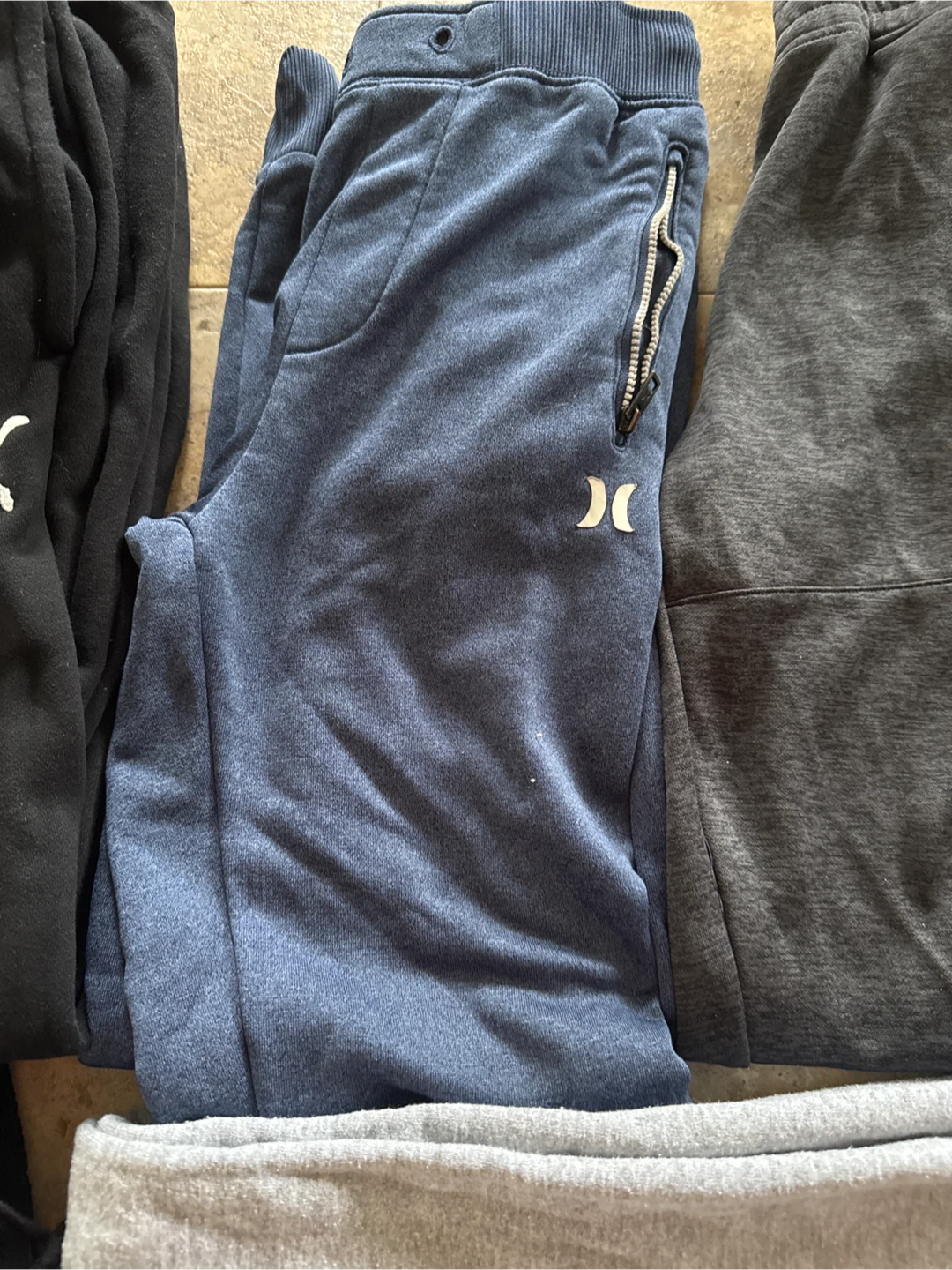 Bundle of Men's Sweatpants - photo 3