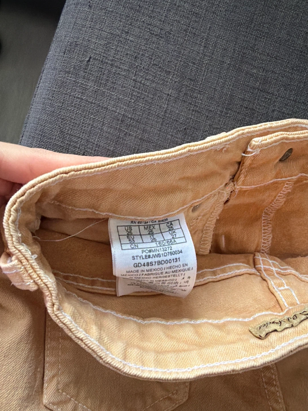 Guess Peach Denim Shorts Size 25 - photo 3