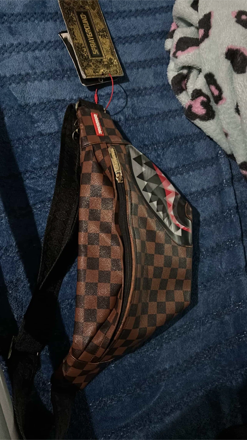 Sprayground Brown Checkerboard Shark Face Fanny Pack - photo 2