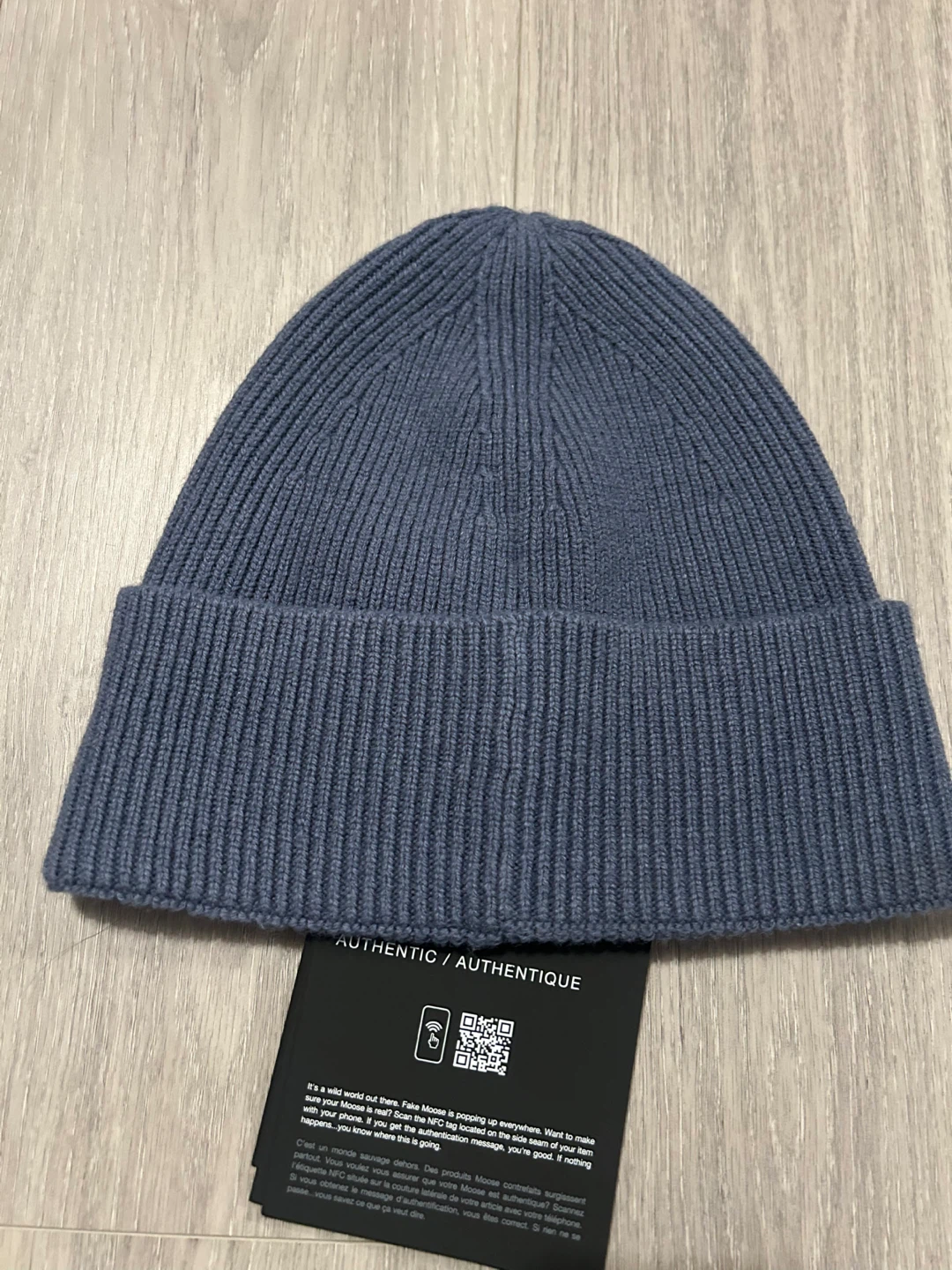 Moose Knuckles Blue Ribbed Beanie - photo 3