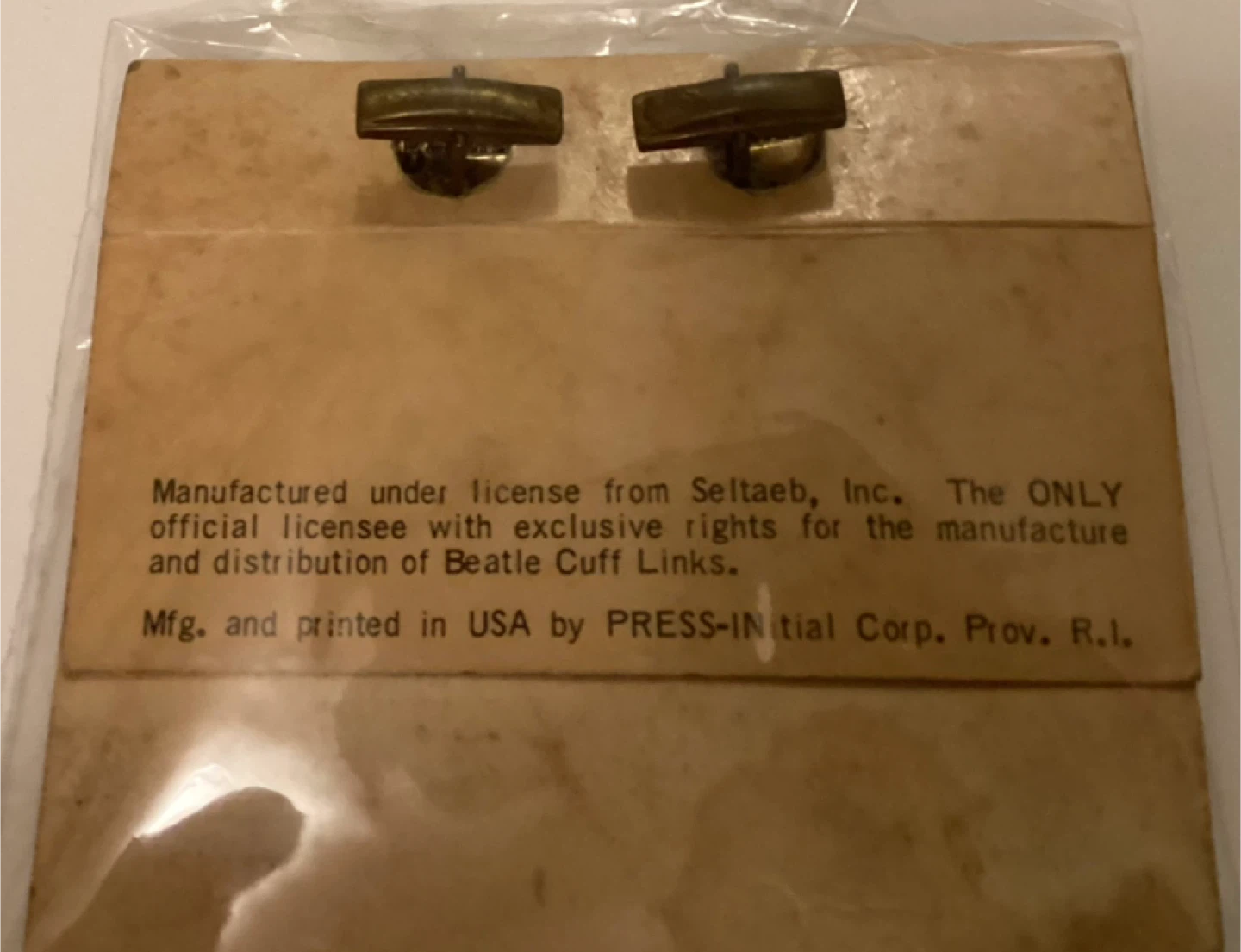 The Beatles Official 1964 Cuff Links - photo 3