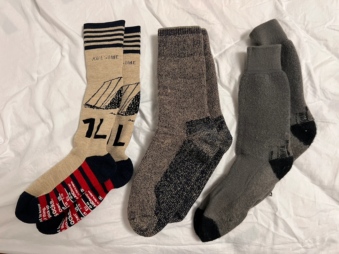 3 paris of men winter socks