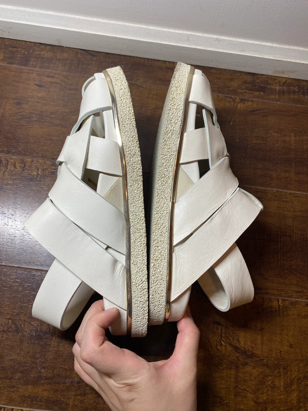 Ron White White Leather Strappy Sandals - photo 5