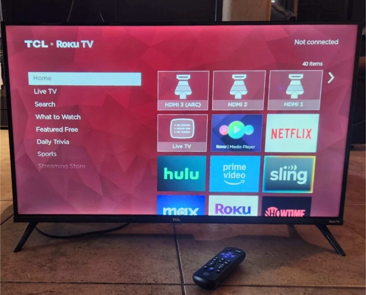 TCL 32" Roku Smart LED TV 1080p Full HD - photo 2