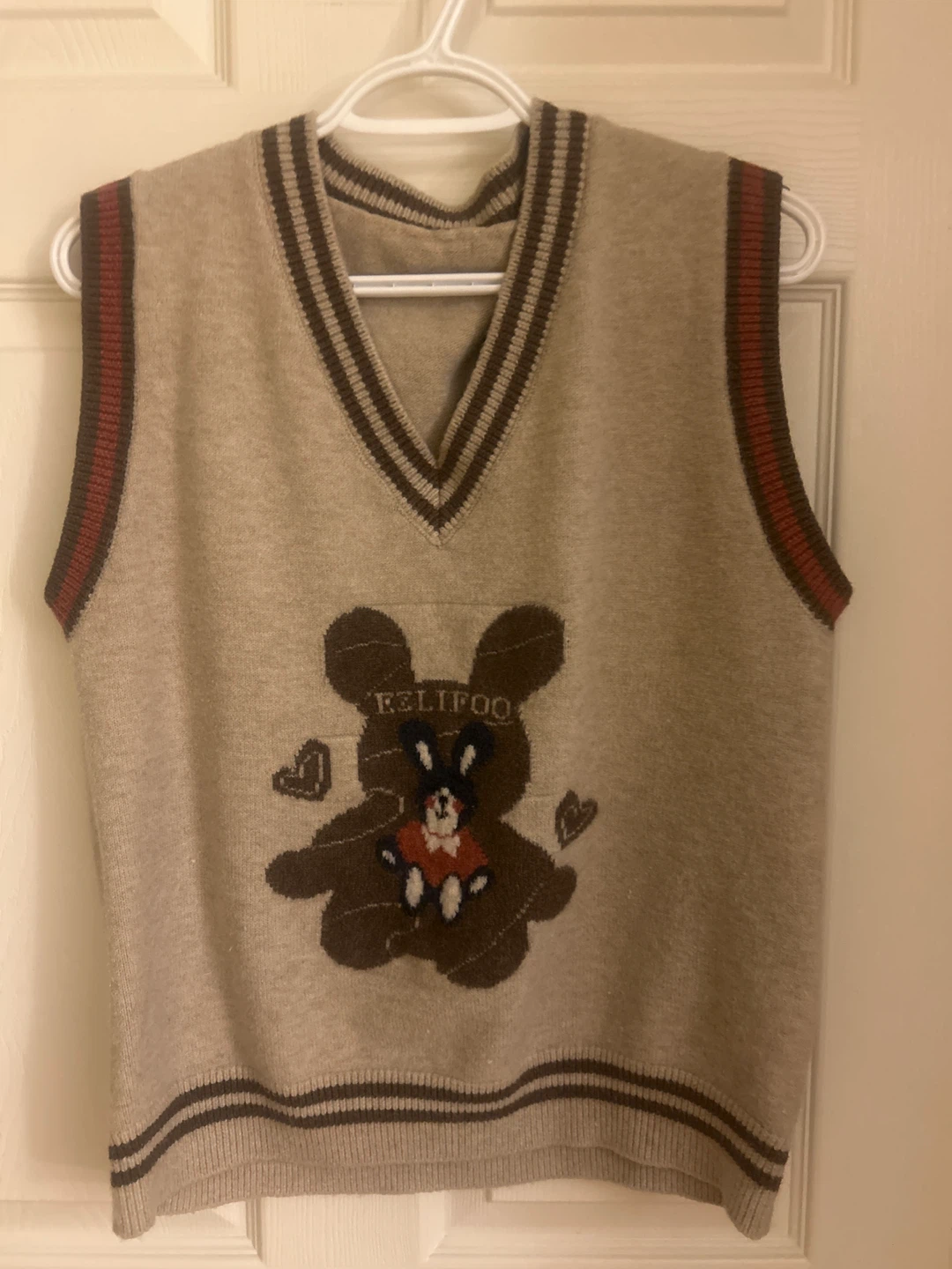 Rabbit V-Neck Sweater Vest S