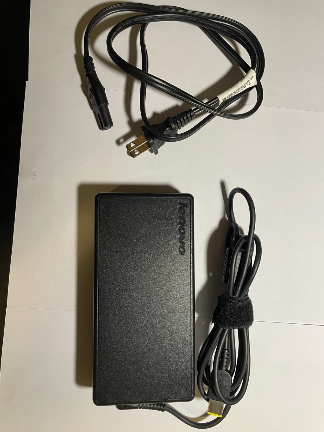 Lenovo ThinkPad 170W AC Power Adapter - photo 2