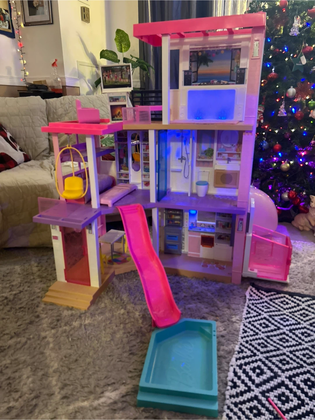 Barbie Dreamhouse Dollhouse with Accessories
