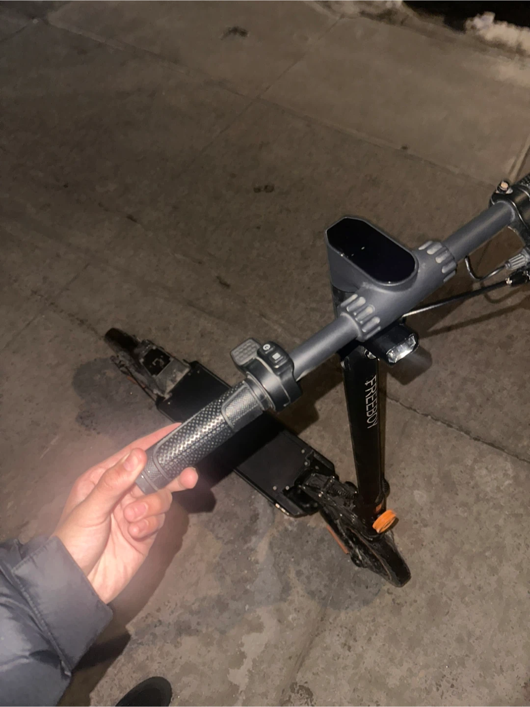 FREEGO Electric Scooter - photo 3