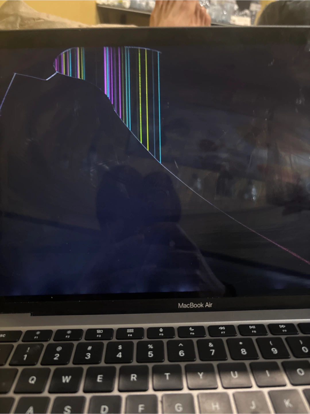 Apple MacBook Air - Cracked Screen (For Parts/Repair)