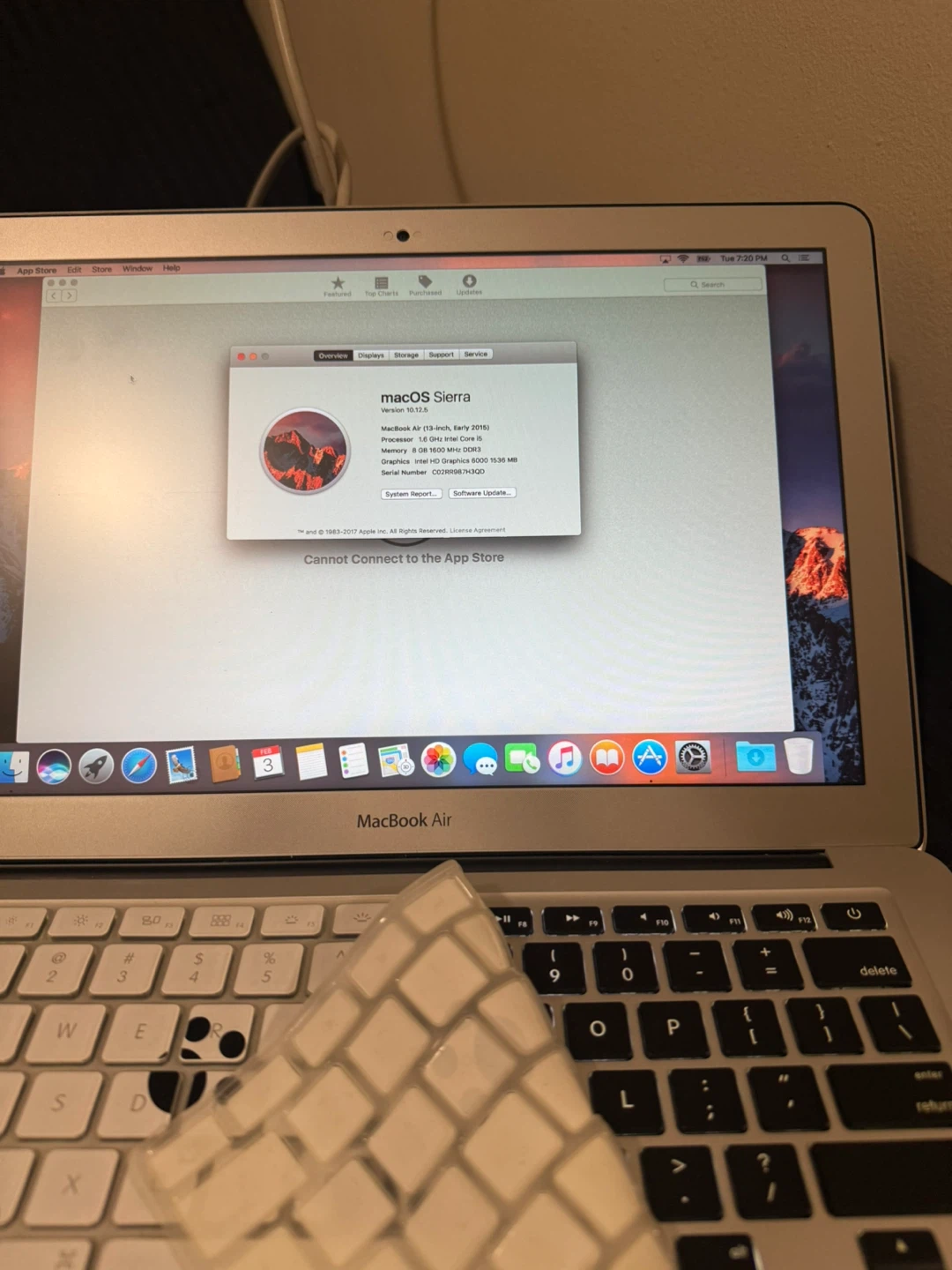 Apple MacBook Air 13-inch (Early 2015) - photo 2