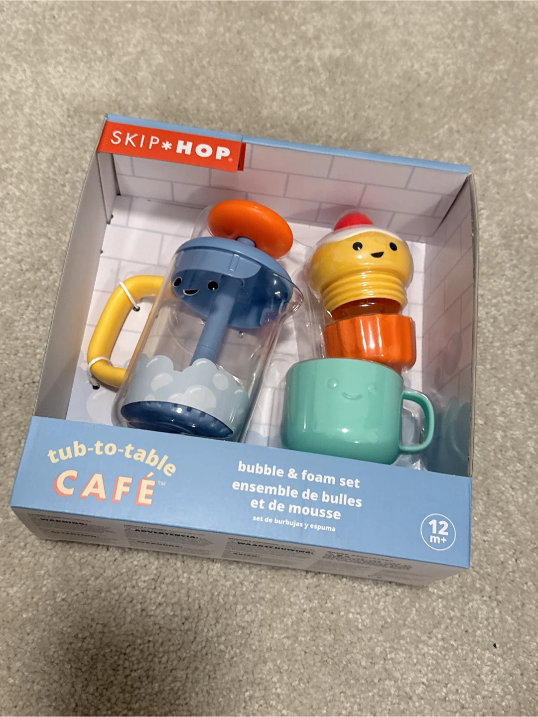Brand new!Skip Hop Tub-to-Table Café Bubble & Foam Set