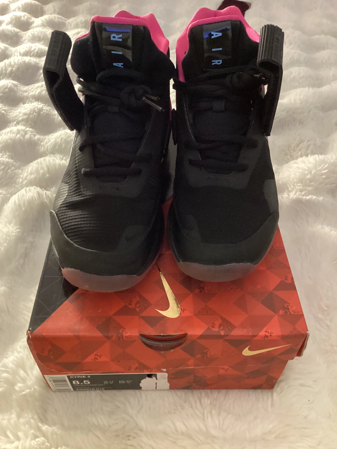 Nike Kyrie 5 Basketball Shoes Black Pink Size 8.5
