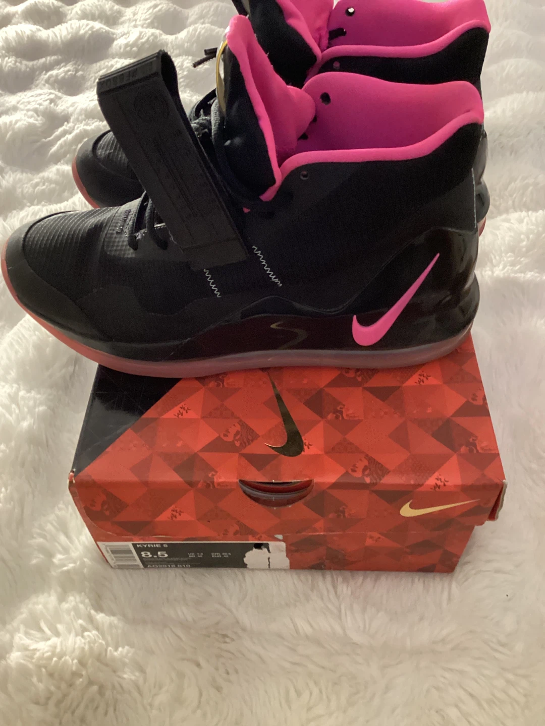 Nike Kyrie 5 Basketball Shoes Black Pink Size 8.5 - photo 3