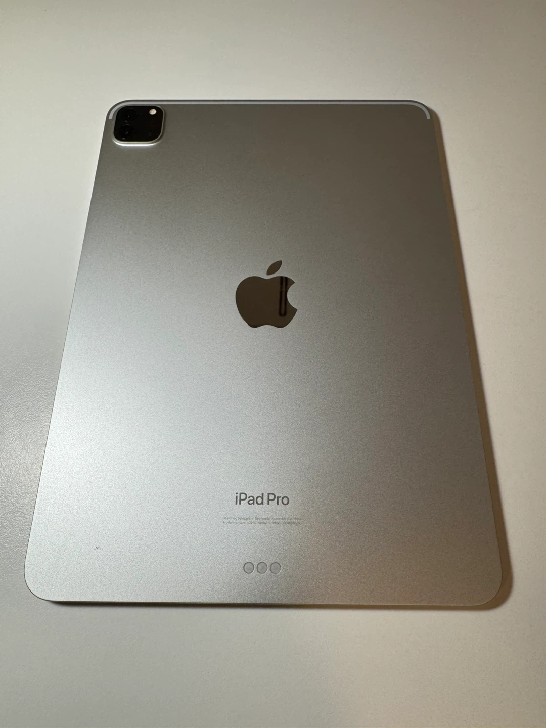 iPad Pro 11inch 128GB Like New - photo 2
