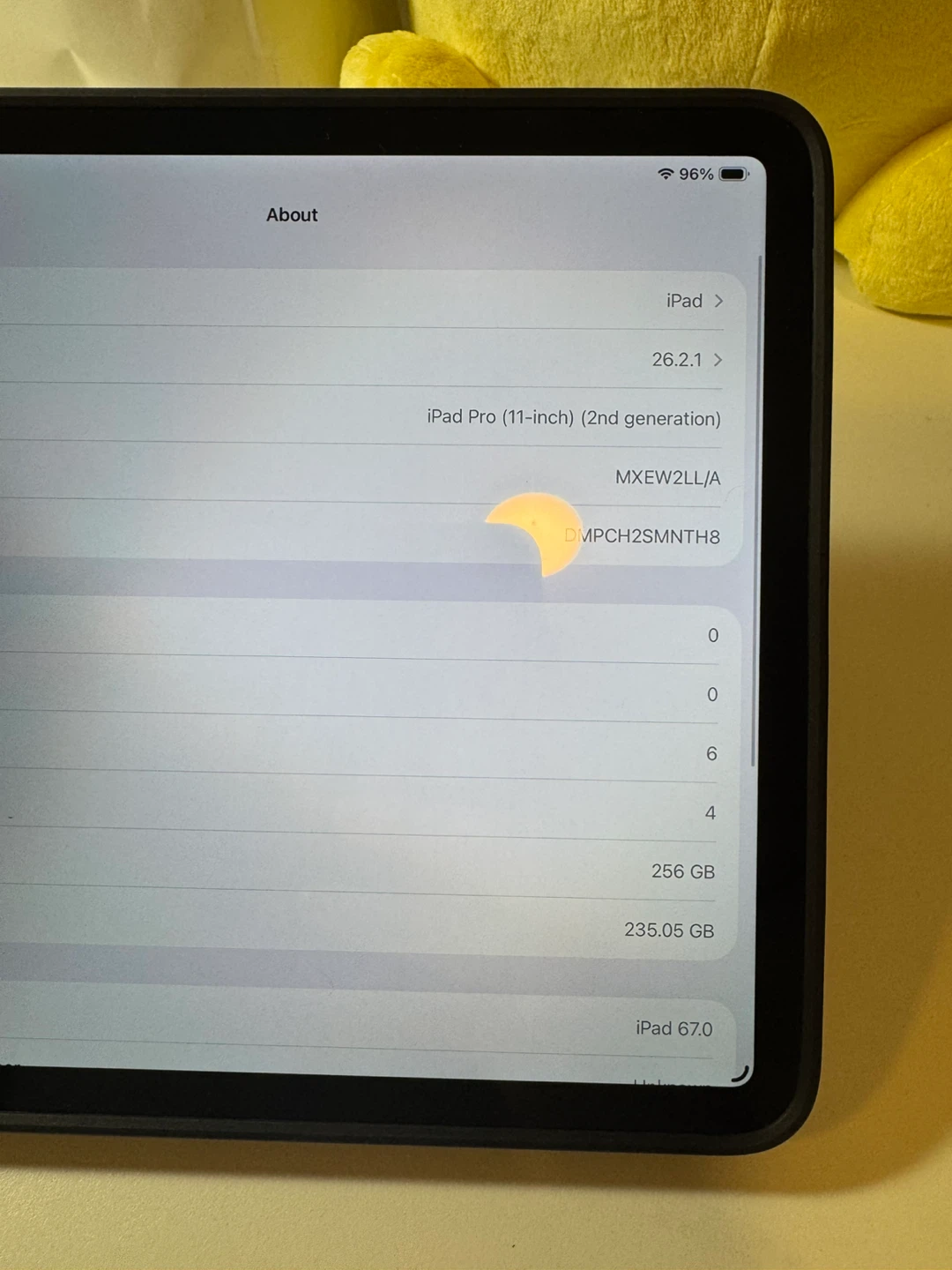 Apple iPad Pro 11-inch (2nd Gen) - photo 2