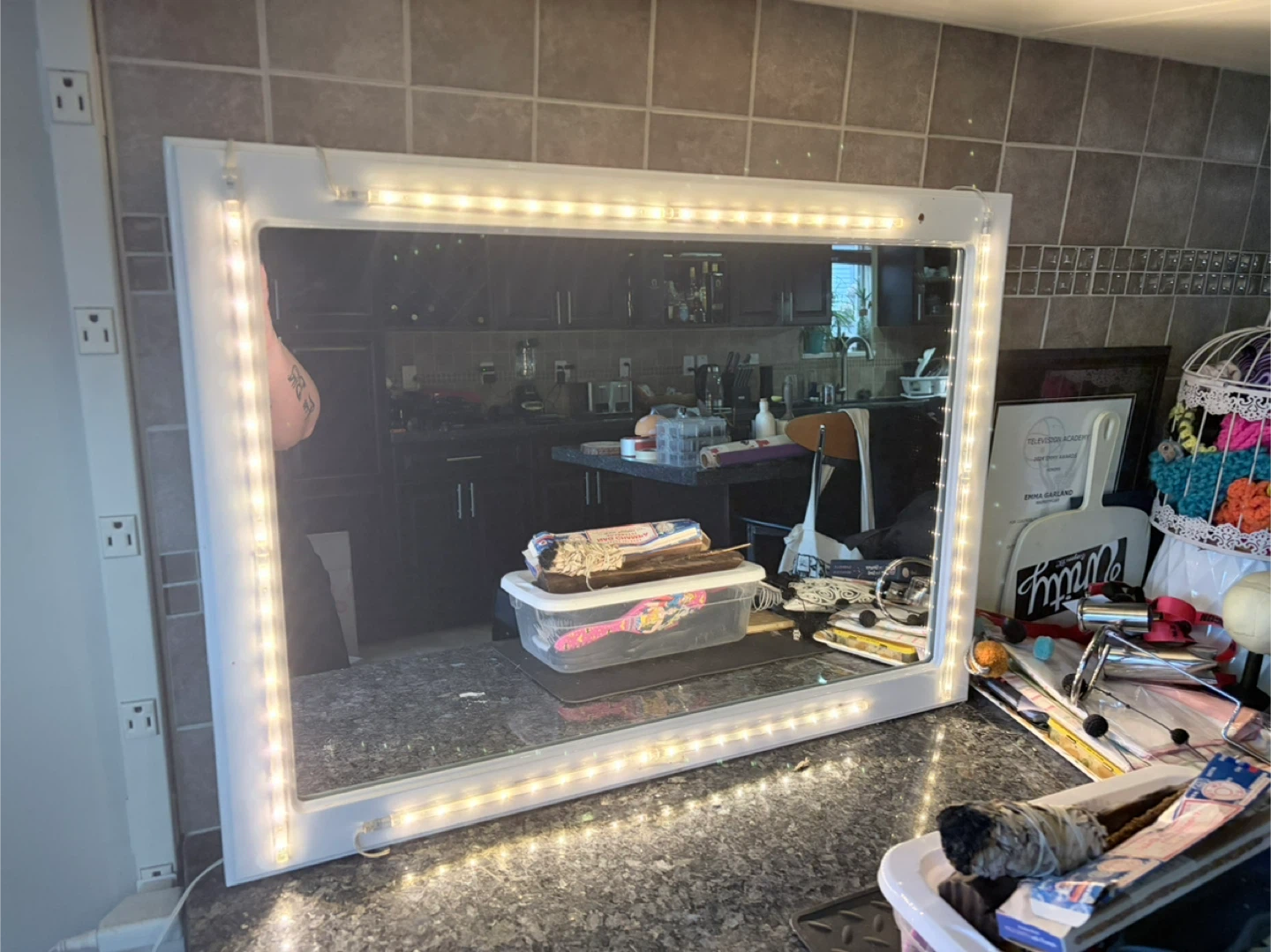 Vanity Mirror with LED Lights - photo 3