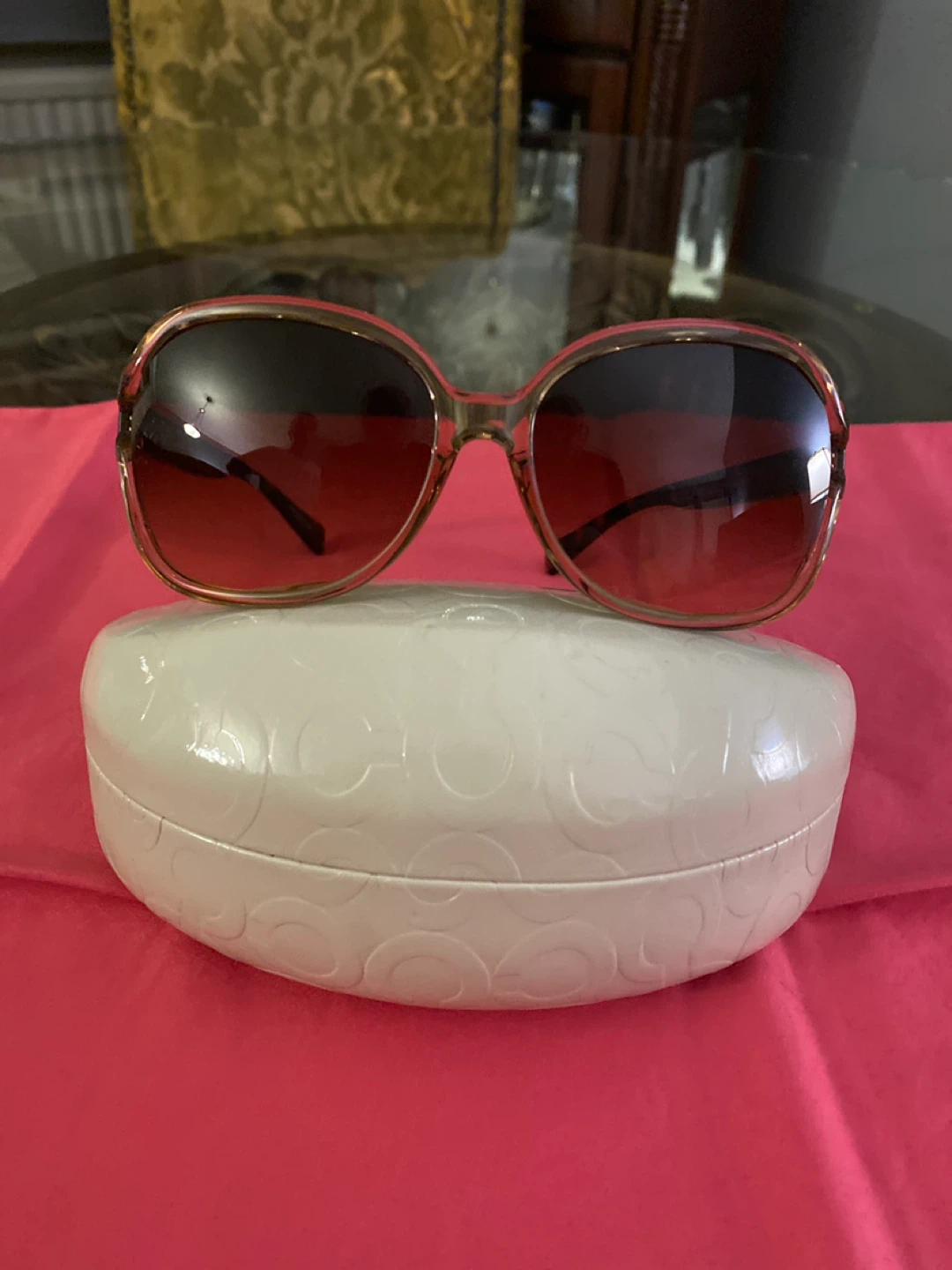 Coach Sunglasses - photo 2