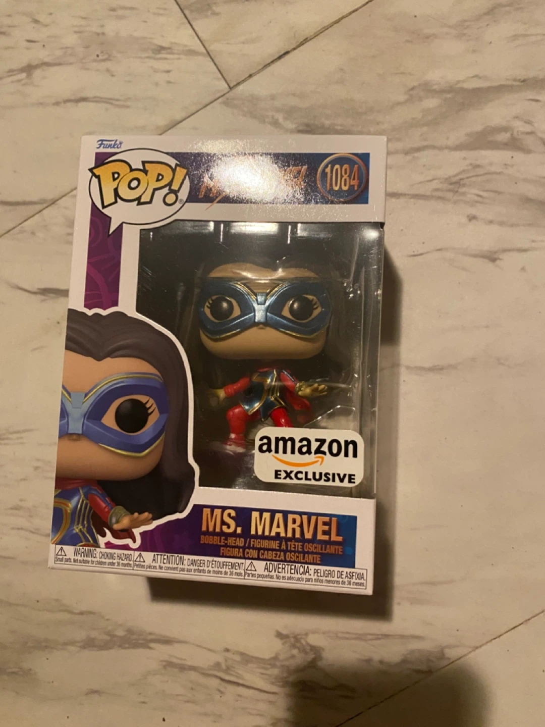 Funko Pop! Marvel Civil War Falcon & Ms. Marvel Amazon Exclusive - photo 2