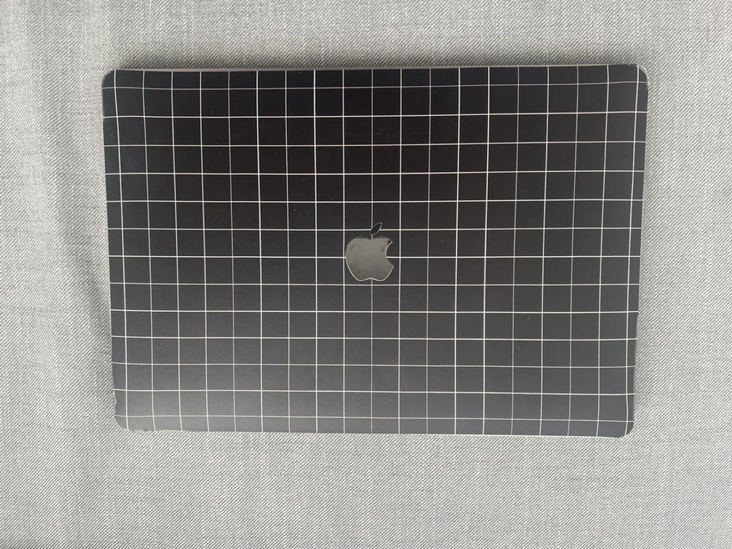 Macbook Pro 15 inch (2017) - with Touch Bar - photo 3