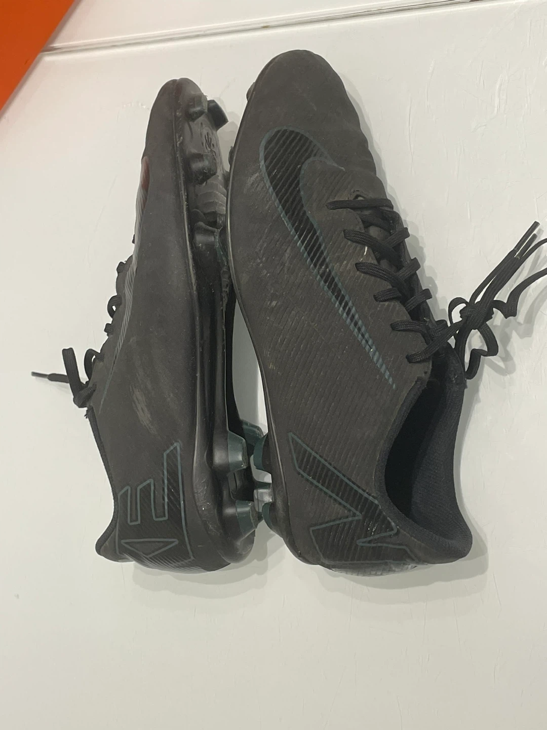 Nike Soccer Cleats - photo 3