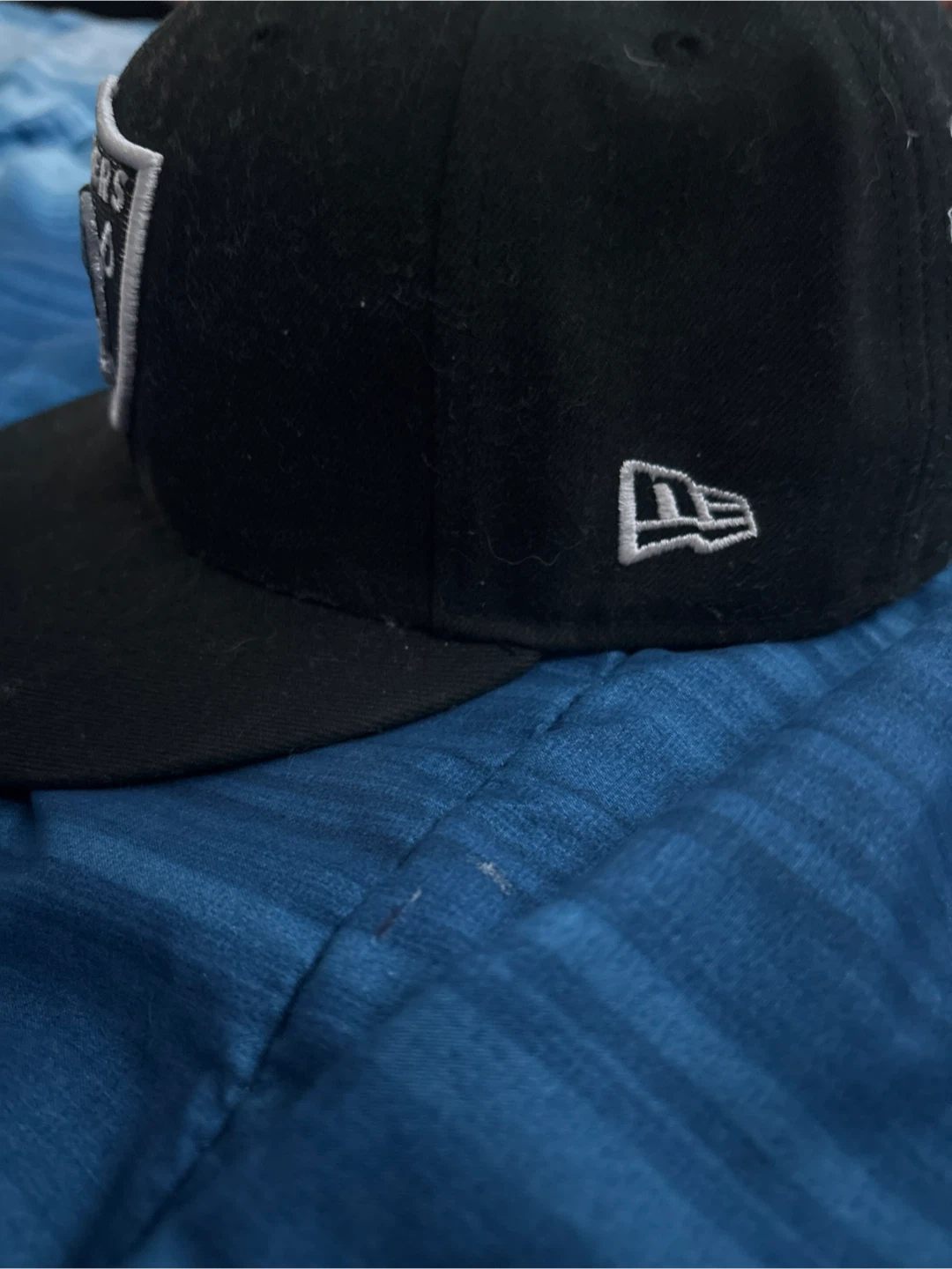 New Era Las Vegas Raiders 59FIFTY Fitted Hat - Size 7 3/4 - photo 2